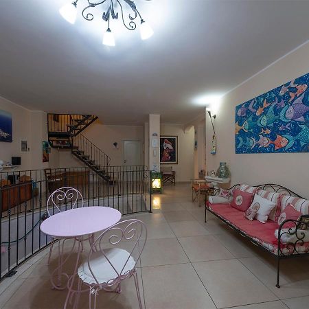Adua Art Bed & Breakfast Castrignano del Capo Eksteriør bilde