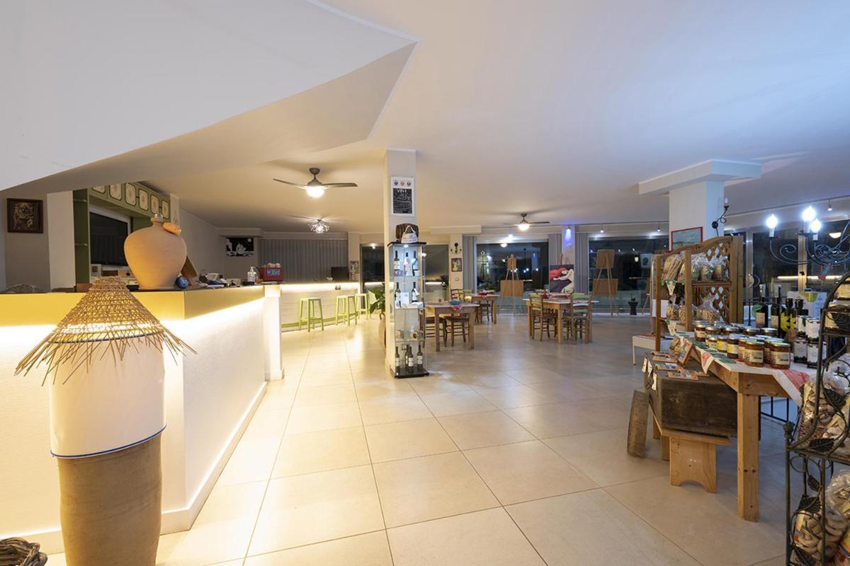 Adua Art Bed & Breakfast Castrignano del Capo Eksteriør bilde